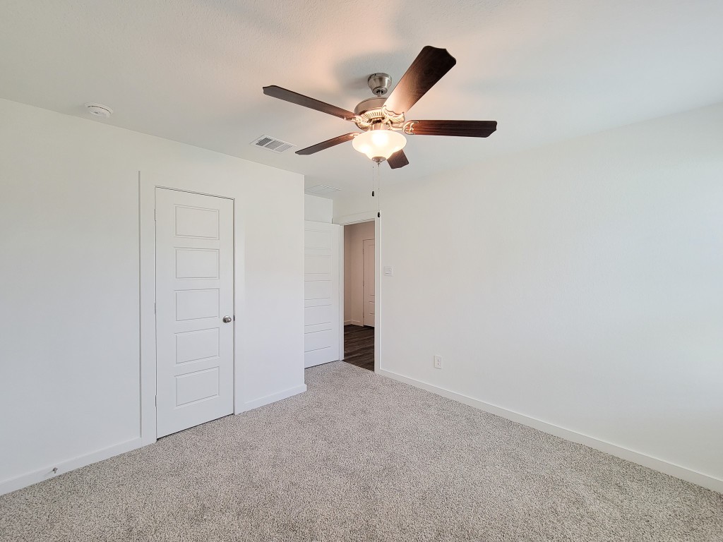 1014 Star Grass Lane Rosharon, TX 77583 - Photo 11 of 39