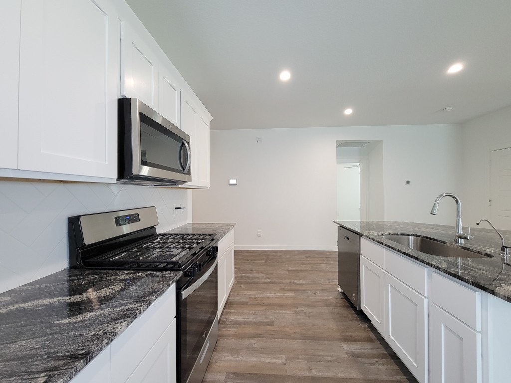 1014 Star Grass Lane Rosharon, TX 77583 - Photo 16 of 39