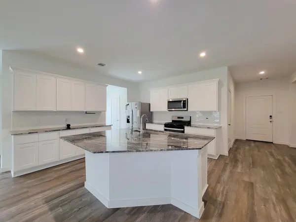 $2,400 | 1014 Star Grass Lane, Rosharon, TX 77583