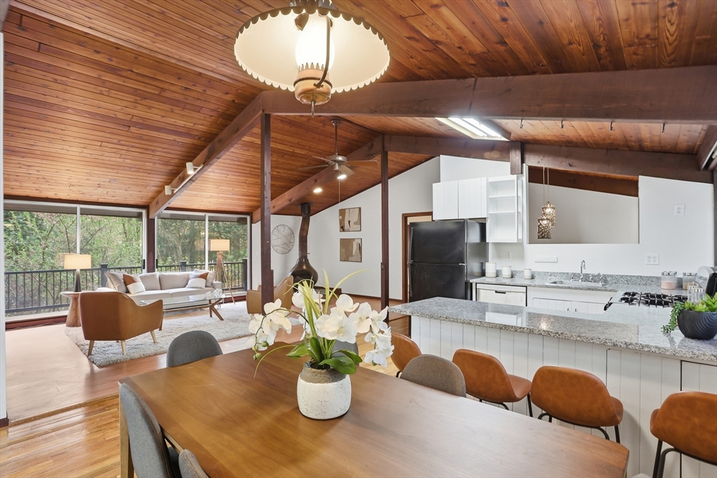 234 Tophet Road Carlisle, MA 01741 - Photo 10 of 41