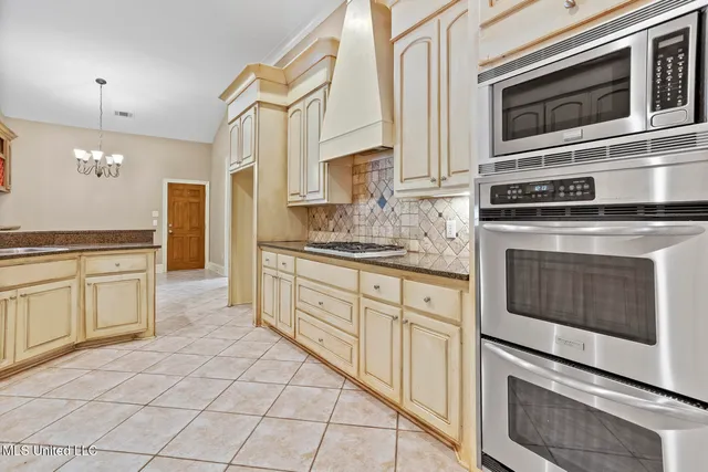 $599,900 | 812 Norwich Drive, Madison, MS 39110