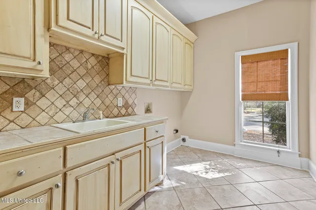 $599,900 | 812 Norwich Drive, Madison, MS 39110