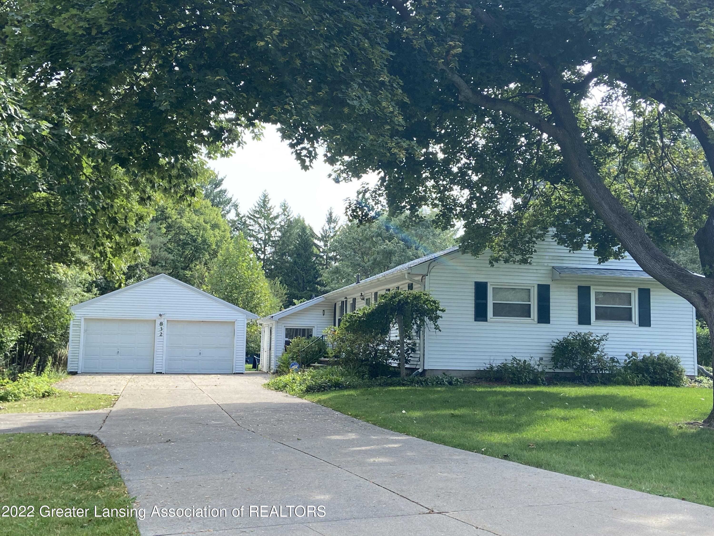 832 Knoll Road East Lansing, MI 48823 - Photo 1 of 1 IMG-6462
