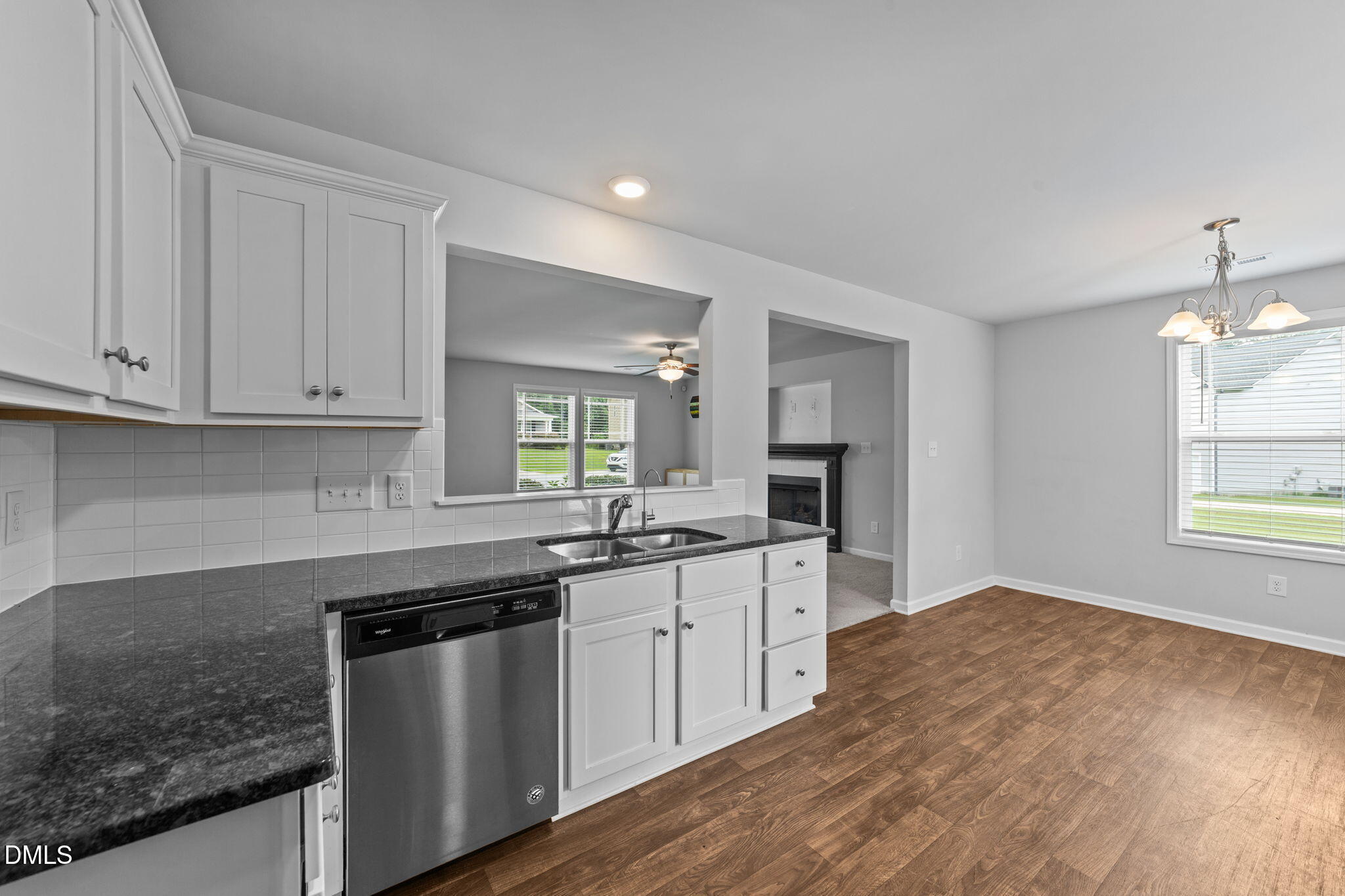 154 Winter Red Way Benson, NC 27504 - Photo 6 of 24 30-web-or-mls-VB4A5228