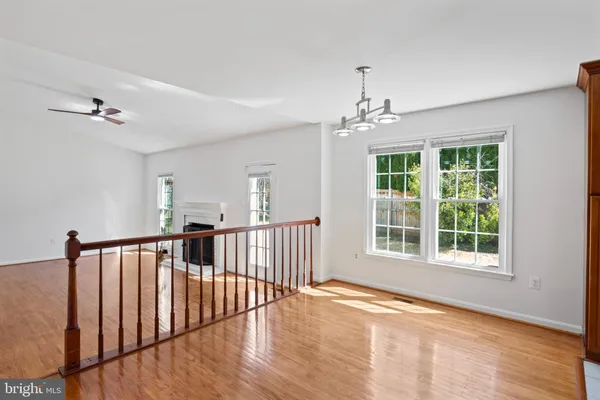 $885,000 | 9 Coachlamp Court, Silver Spring, MD 20906