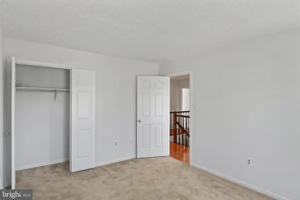 $885,000 | 9 Coachlamp Court, Silver Spring, MD 20906