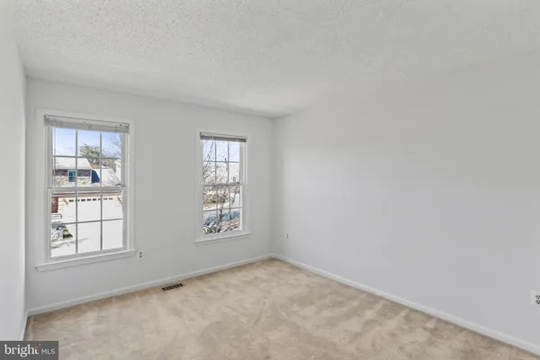 $885,000 | 9 Coachlamp Court, Silver Spring, MD 20906