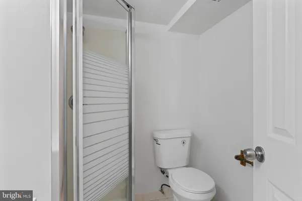 $885,000 | 9 Coachlamp Court, Silver Spring, MD 20906