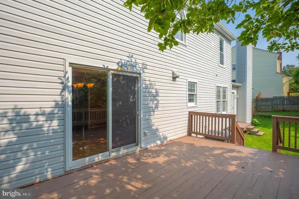 $885,000 | 9 Coachlamp Court, Silver Spring, MD 20906