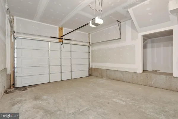 $2,750 | 5990 Passend Drive, Frederick, MD 21703