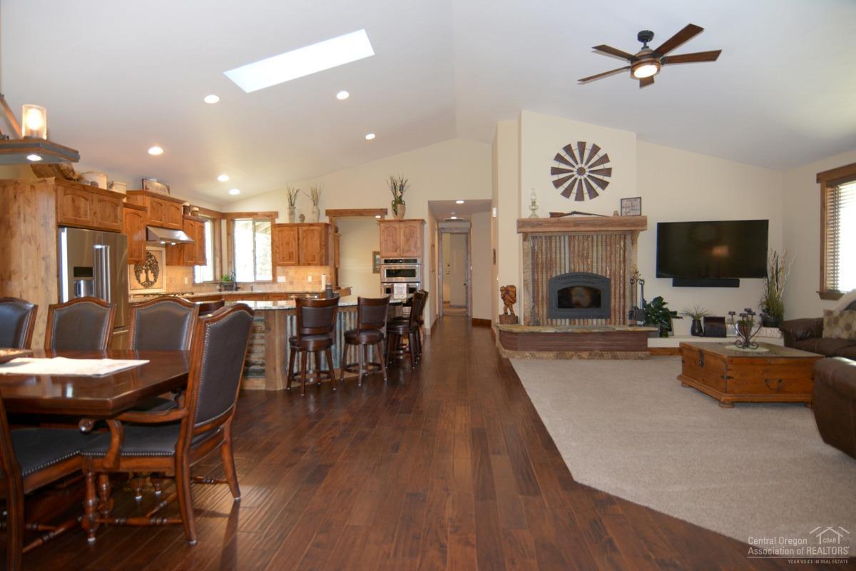 54823 Tamarack Road Bend, OR 97707 - Photo 6 of 25 Additional Photo