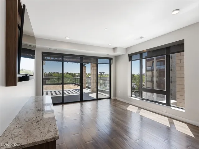 $4,350 | 2460 East Serene Avenue, Unit 617, Henderson, NV 89074