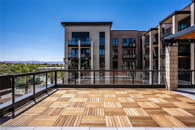 $4,350 | 2460 East Serene Avenue, Unit 617, Henderson, NV 89074