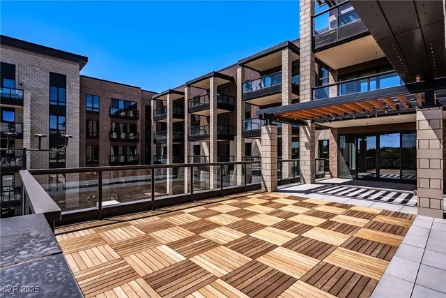 $4,350 | 2460 East Serene Avenue, Unit 617, Henderson, NV 89074