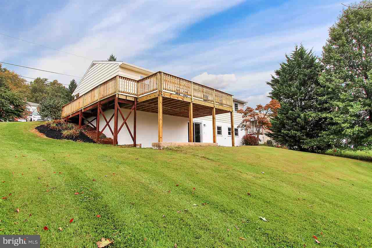 32 Merrin Road York, PA 17402 - Photo 26 of 26 Gallery Image 26