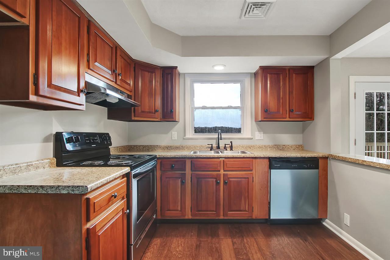 32 Merrin Road York, PA 17402 - Photo 9 of 26 Gallery Image 9