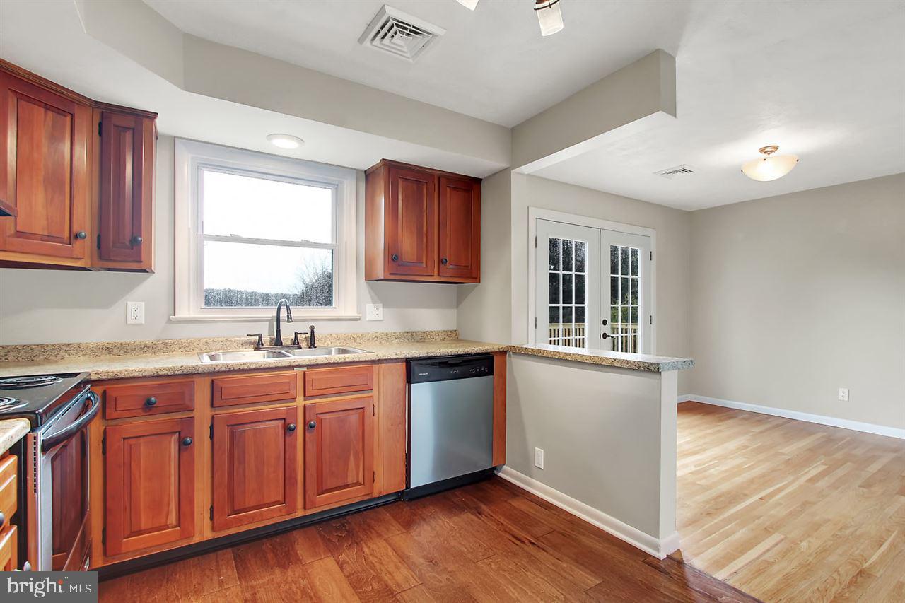 32 Merrin Road York, PA 17402 - Photo 10 of 26 Gallery Image 10