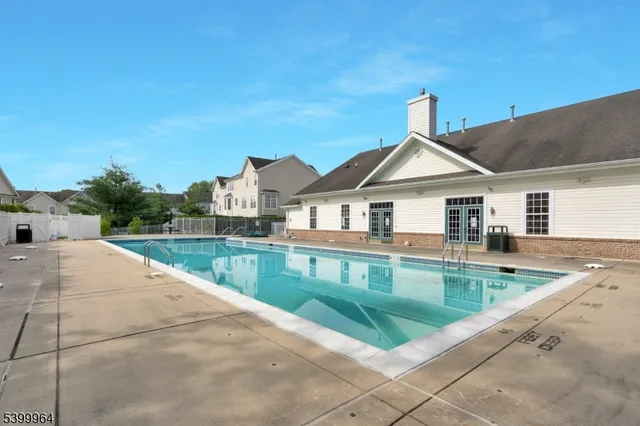 $305,000 | 66 Limerick Lane, Phillipsburg, NJ 08865