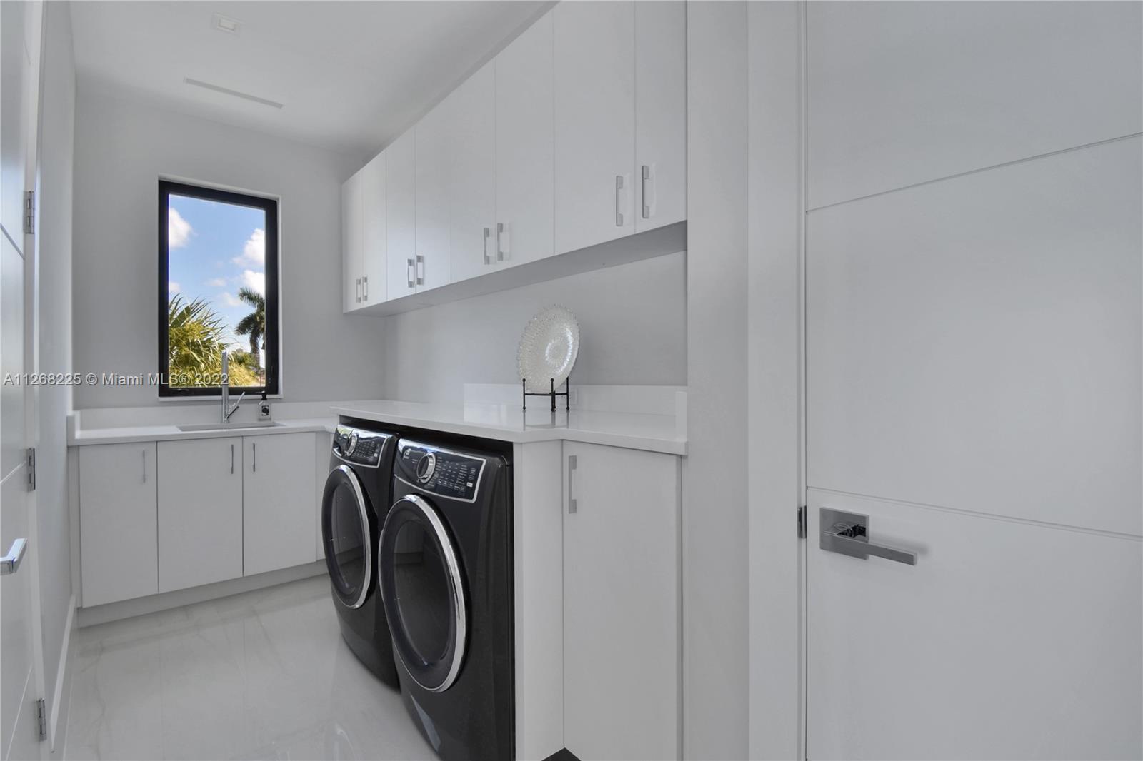 805 Northeast 70th Street Boca Raton, FL 33487 - Photo 23 of 63