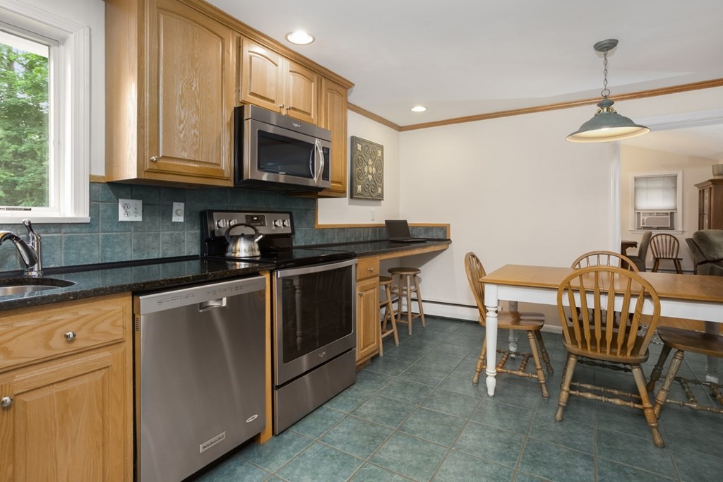 32 Herrick Road Peabody, MA 01960 - Photo 14 of 36 Gallery Image 14