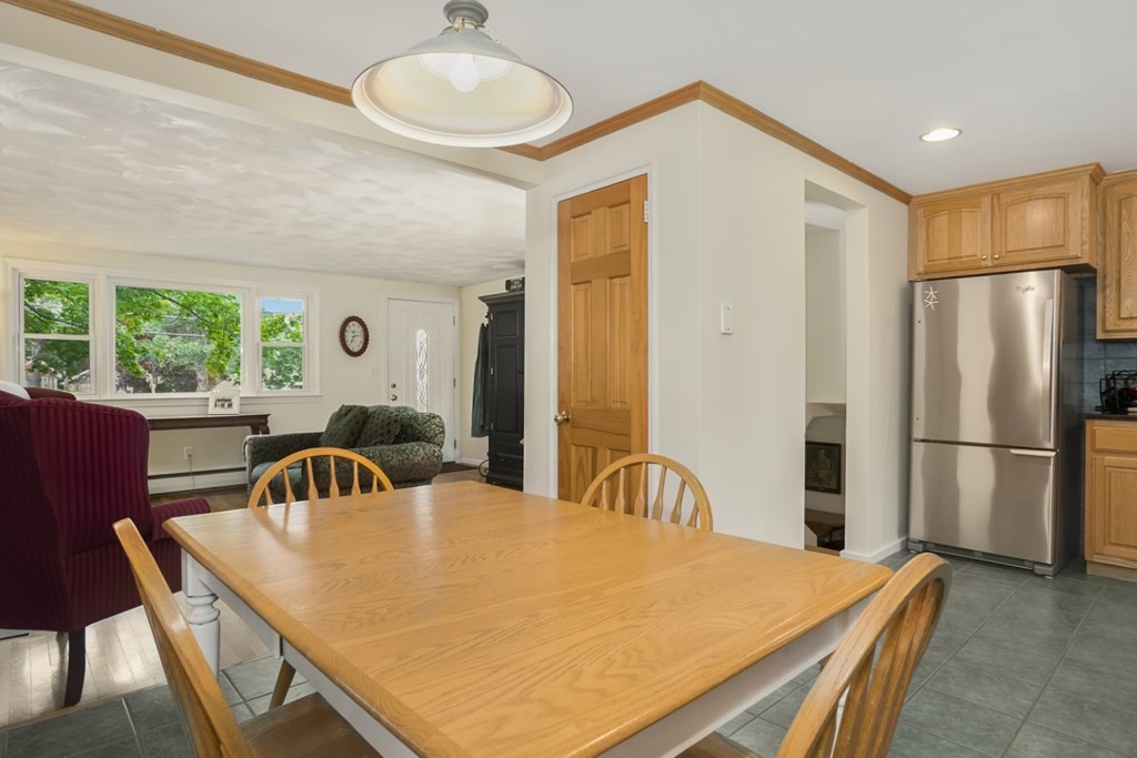 32 Herrick Road Peabody, MA 01960 - Photo 9 of 36 Gallery Image 9