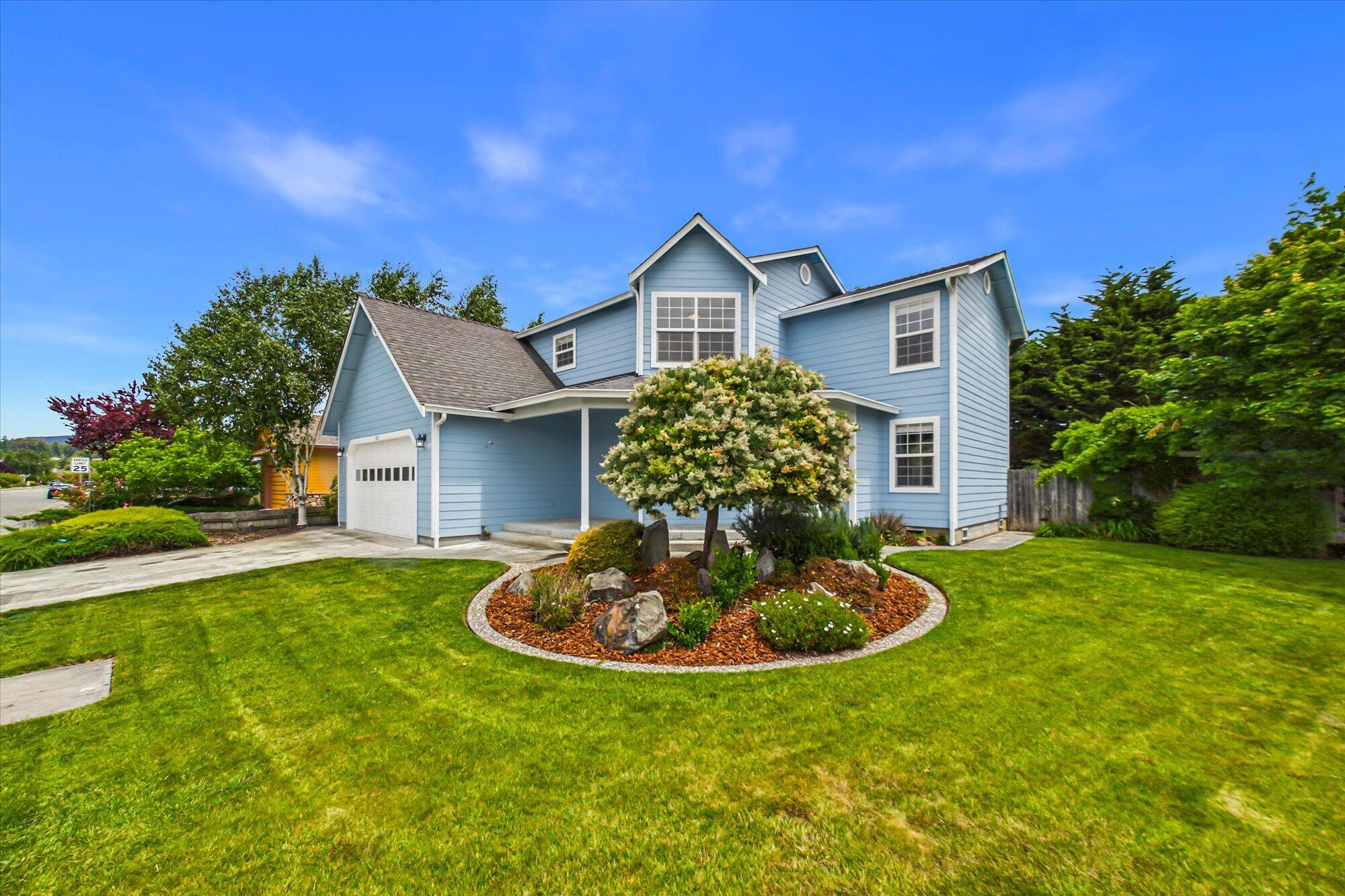 833 Springville Avenue Fortuna, CA 95540 - Photo 2 of 55