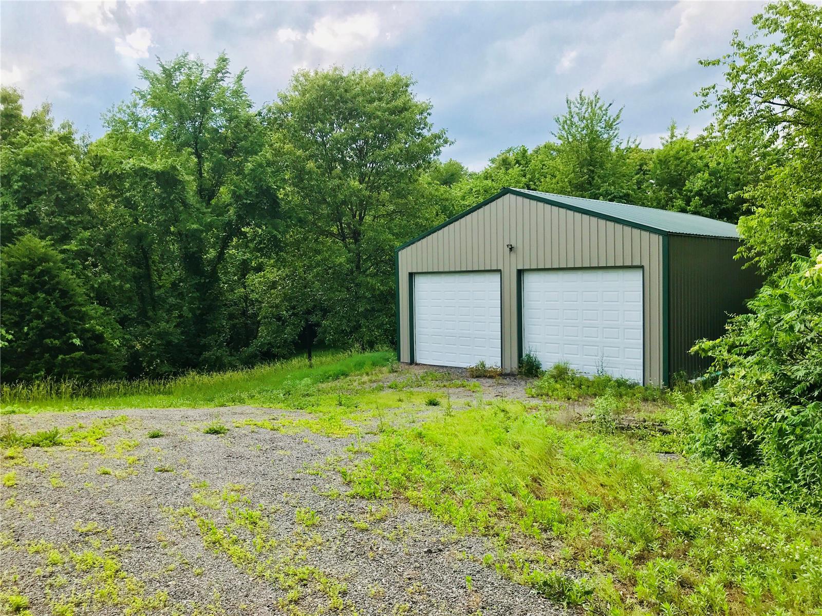 2205 Old Farm Road Millstadt, IL 62260 - Photo 5 of 12 Gallery Image 5