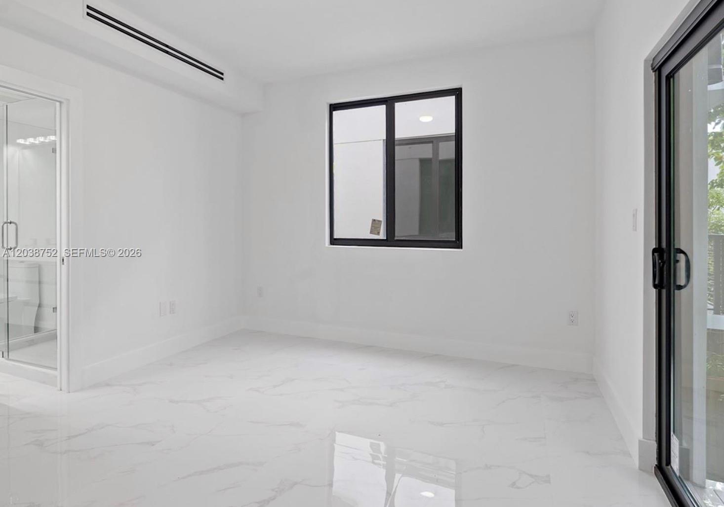 3374 Perry Frow Drive, Unit B Miami, FL 33133 - Photo 14 of 22