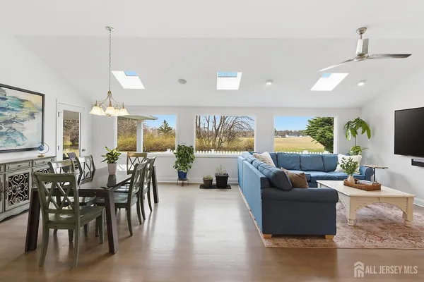 $999,000 | 23 Cranbury Neck Road, Cranbury, NJ 08512