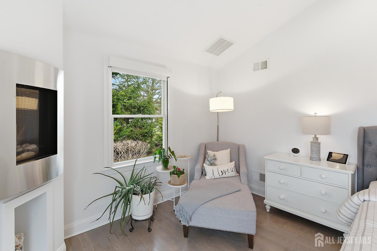 23 Cranbury Neck Road Cranbury, NJ 08512 - Photo 13 of 50