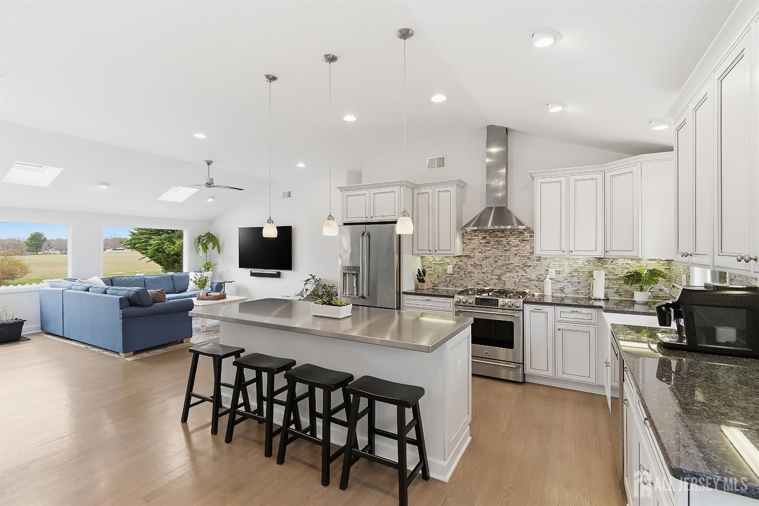 23 Cranbury Neck Road Cranbury, NJ 08512 - Photo 9 of 50