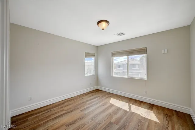 $2,270 | 9732 Kampsville Avenue, Las Vegas, NV 89148