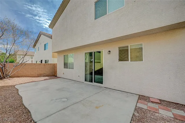$2,270 | 9732 Kampsville Avenue, Las Vegas, NV 89148