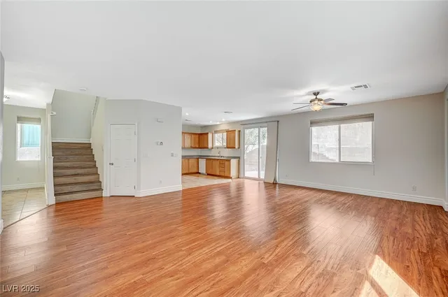 $2,270 | 9732 Kampsville Avenue, Las Vegas, NV 89148