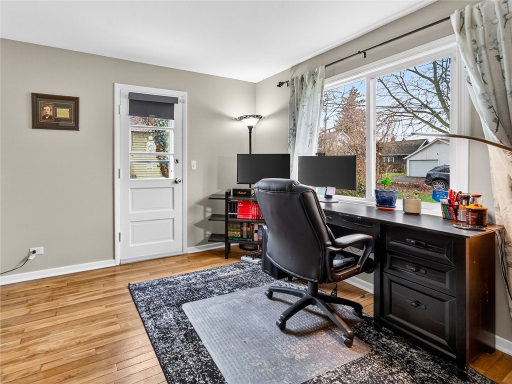 22 Mac Arthur Road Greece, NY 14615 - Photo 18 of 38