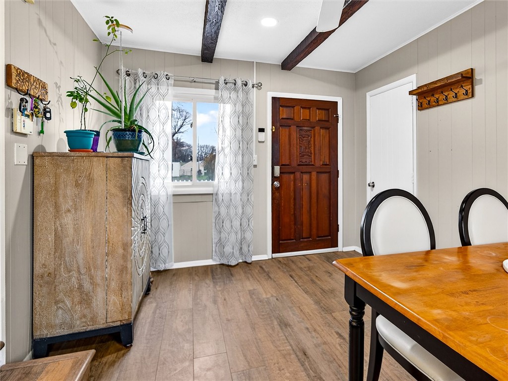 22 Mac Arthur Road Greece, NY 14615 - Photo 9 of 38