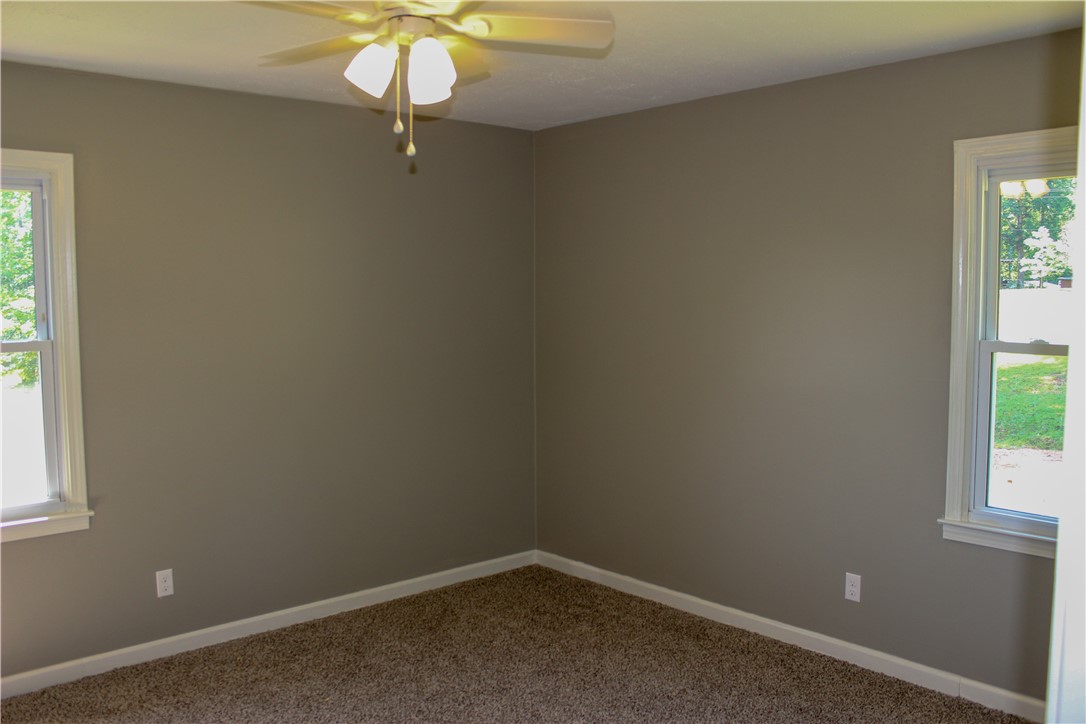 622 Anthony Road Easley, SC 29640 - Photo 20 of 28