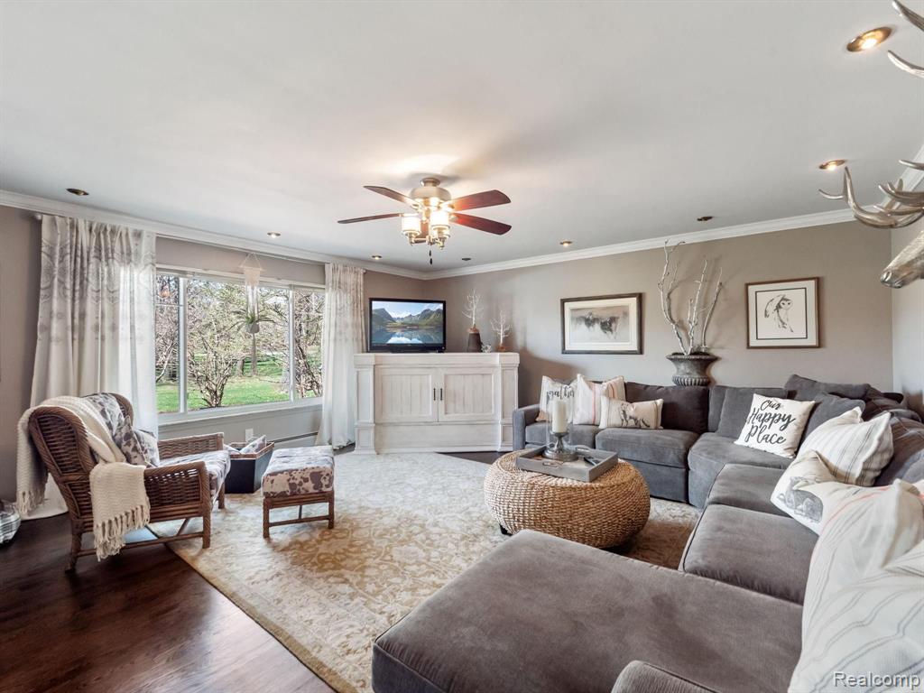 32110 Lahser Road Beverly Hills, MI 48025 - Photo 15 of 41