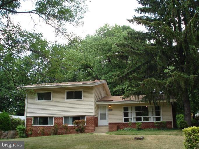 820 Northwest Drive Silver Spring, MD 20901 - Photo 1 of 26 Front View