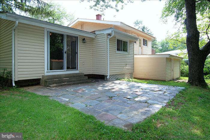 820 Northwest Drive Silver Spring, MD 20901 - Photo 20 of 26 Exterior (Rear)