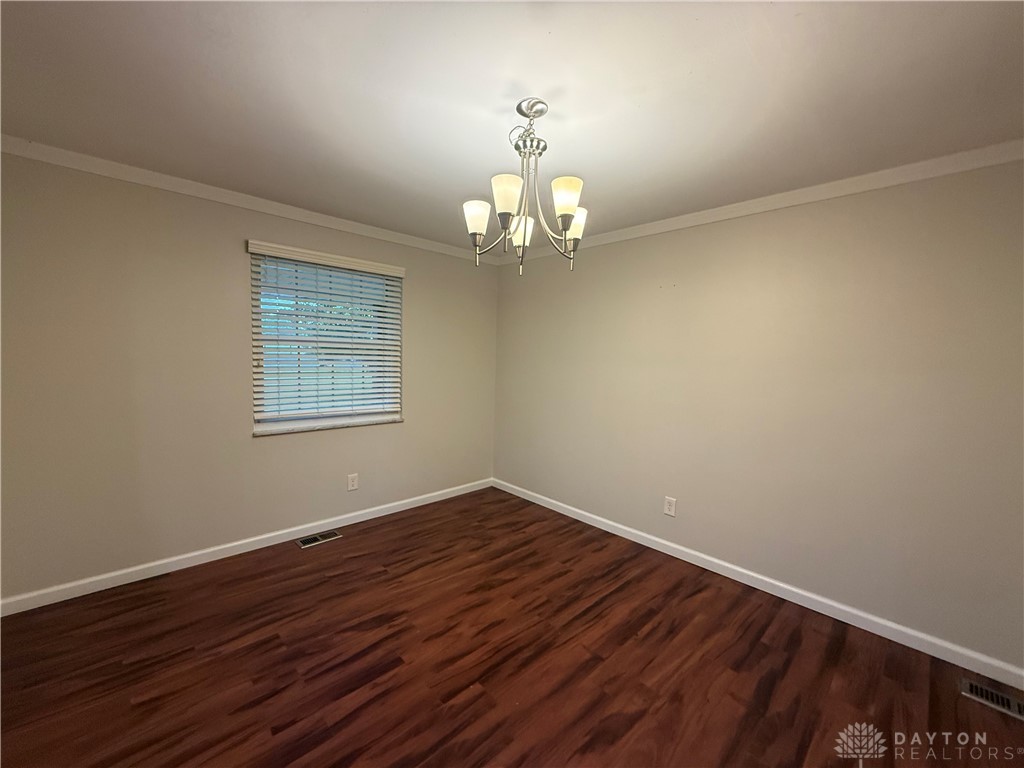 1201 East Centerville Station Road Dayton, OH 45459 - Photo 11 of 33