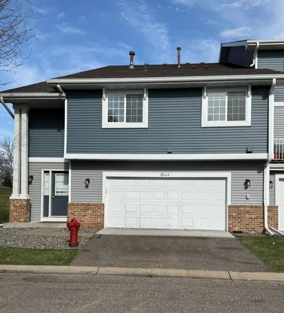 $2,200 | 17644 69th Place North, Maple Grove, MN 55311