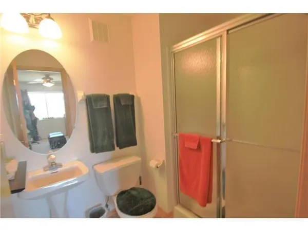 $2,200 | 17644 69th Place North, Maple Grove, MN 55311