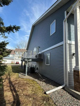 $2,200 | 17644 69th Place North, Maple Grove, MN 55311