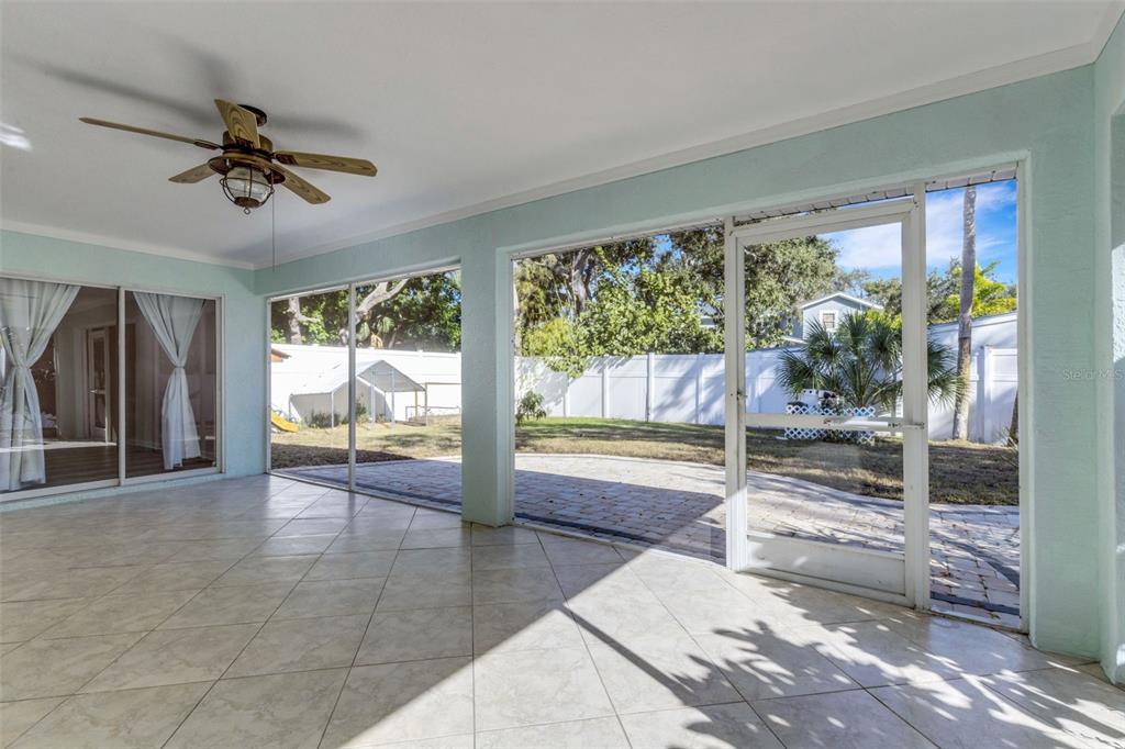 4557 Worcester Road Sarasota, FL 34231 - Photo 40 of 50 a view of a entryway