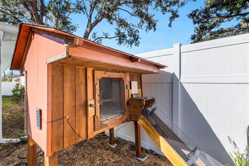 4557 Worcester Road Sarasota, FL 34231 - Photo 50 of 50 a front view of house