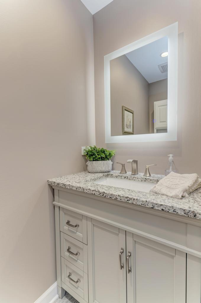 440 Lindley Road Westmont, IL 60559 - Photo 18 of 42 Gallery Image 18