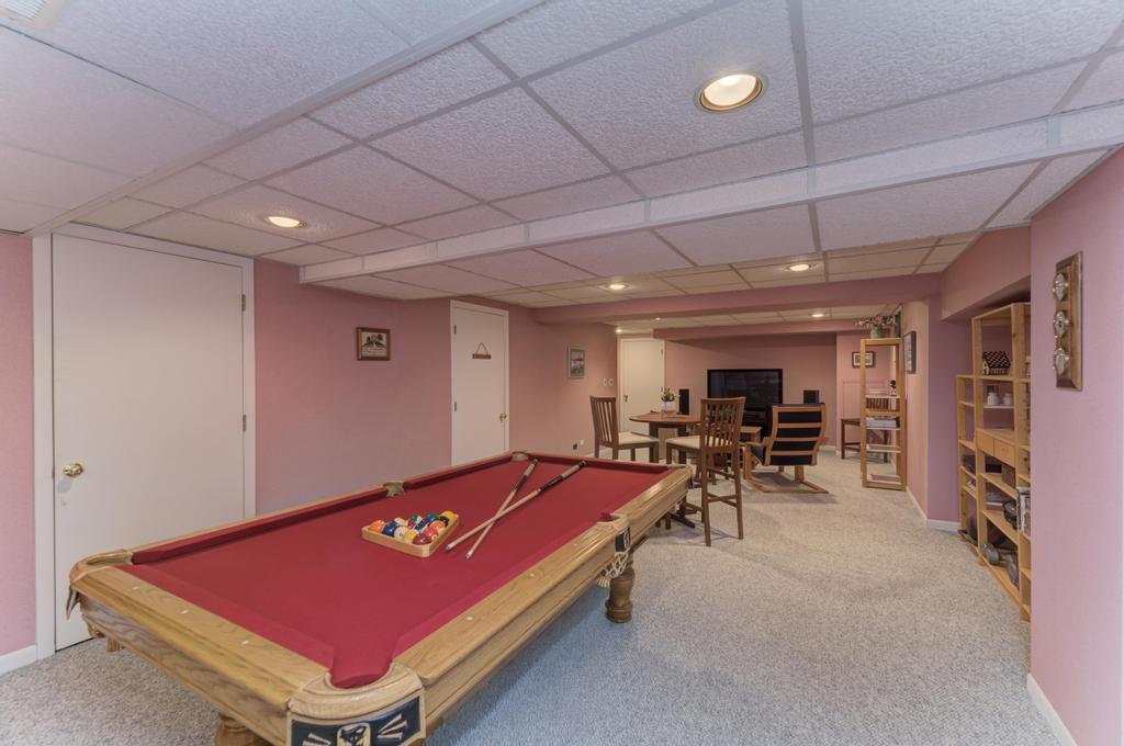 440 Lindley Road Westmont, IL 60559 - Photo 32 of 42 Gallery Image 32