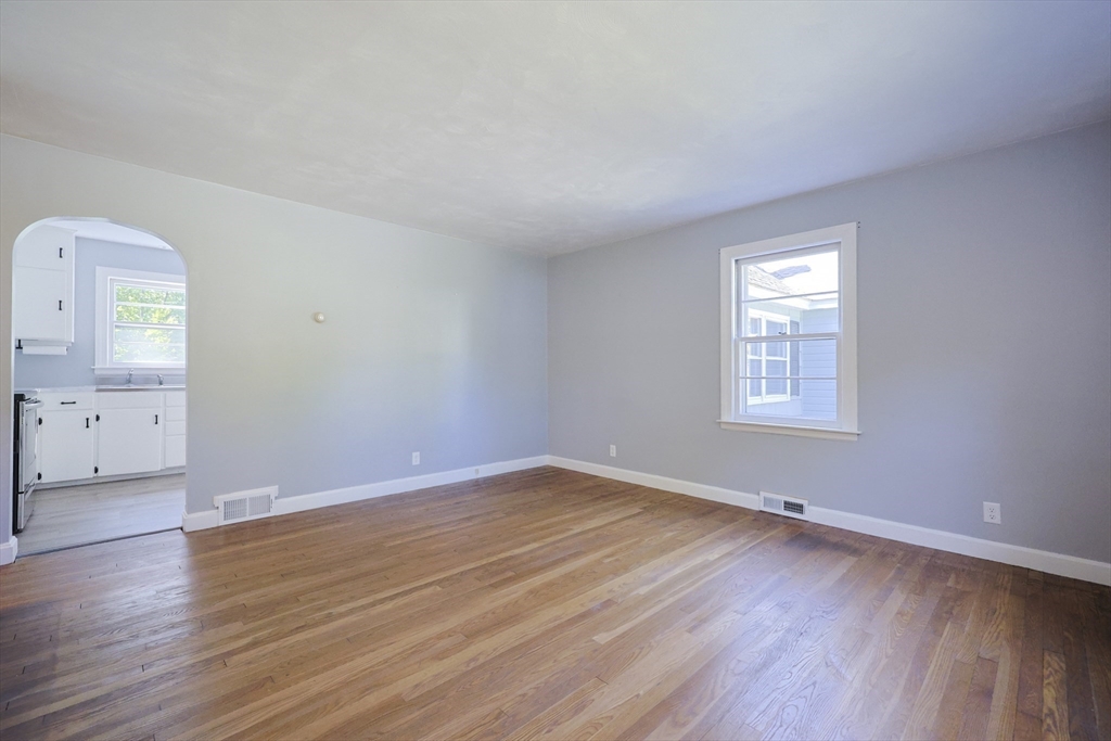66 Bayberry Hill Road Townsend, MA 01474 - Photo 16 of 31 Gallery Image 16