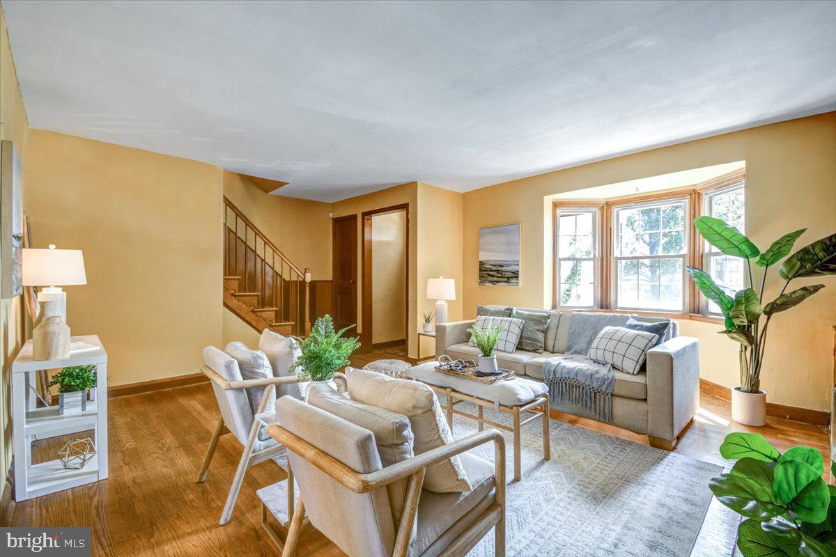 1646 Roundhill Road Baltimore, MD 21218 - Photo 5 of 24 Gallery Image 5